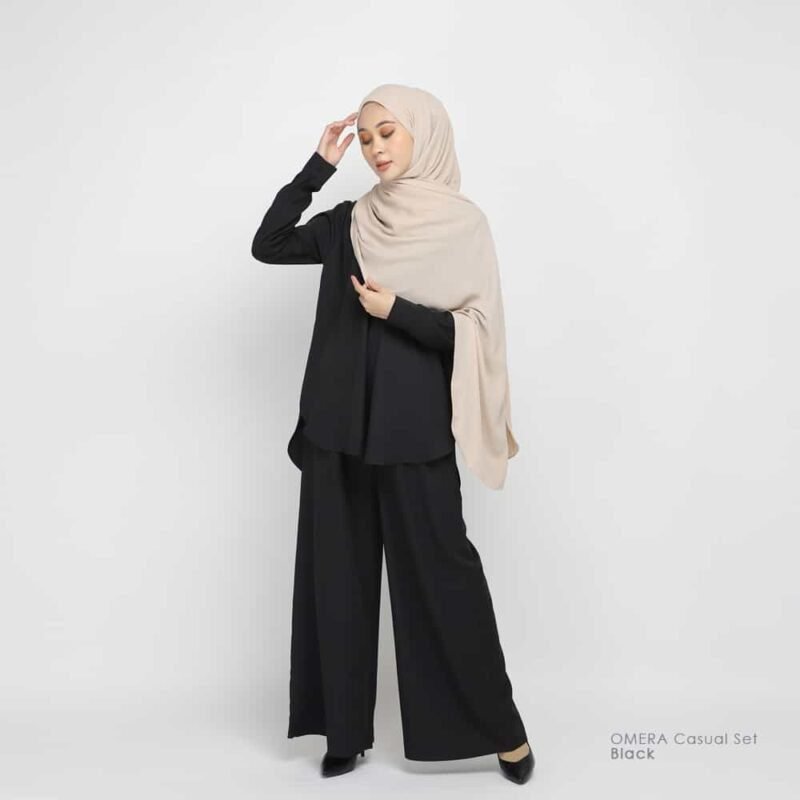 OMERA Blouse | Black - Image 3