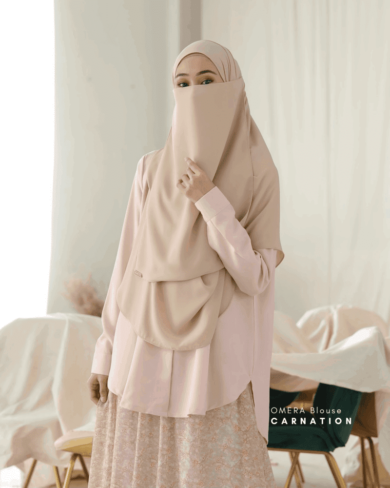 OMERA Blouse | Carnation - Image 1