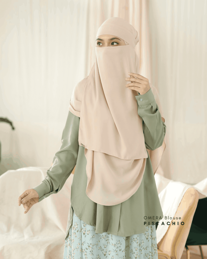 OMERA Blouse | Pistachio - Image 1