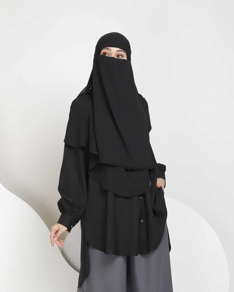 SADIA Blouse | Black - Image 1