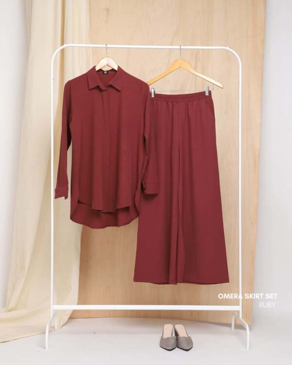 OMERA Skirt | Ruby