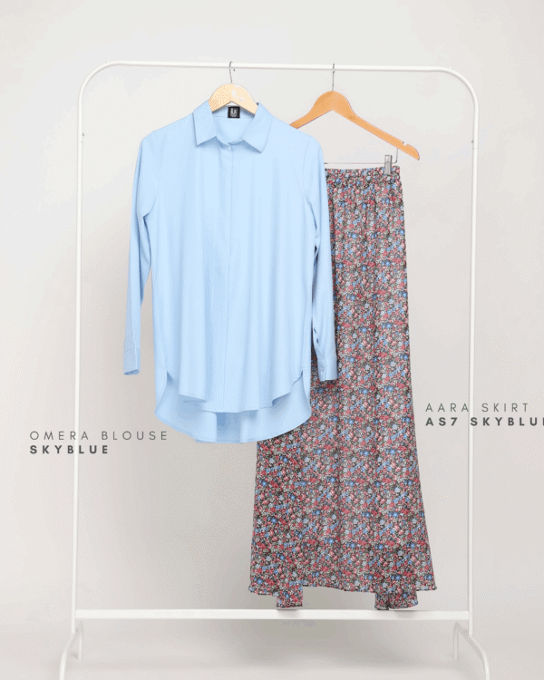 OMERA Blouse | Skyblue