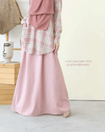 OMERA Plaid Skirt set | Beige