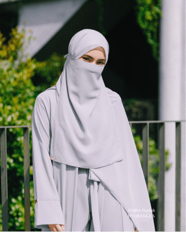 AIRAA Hijab | Hydrangea