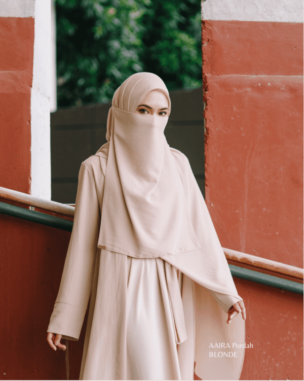 AIRAA Hijab | Blonde