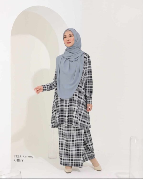 Teja Kurung | Grey