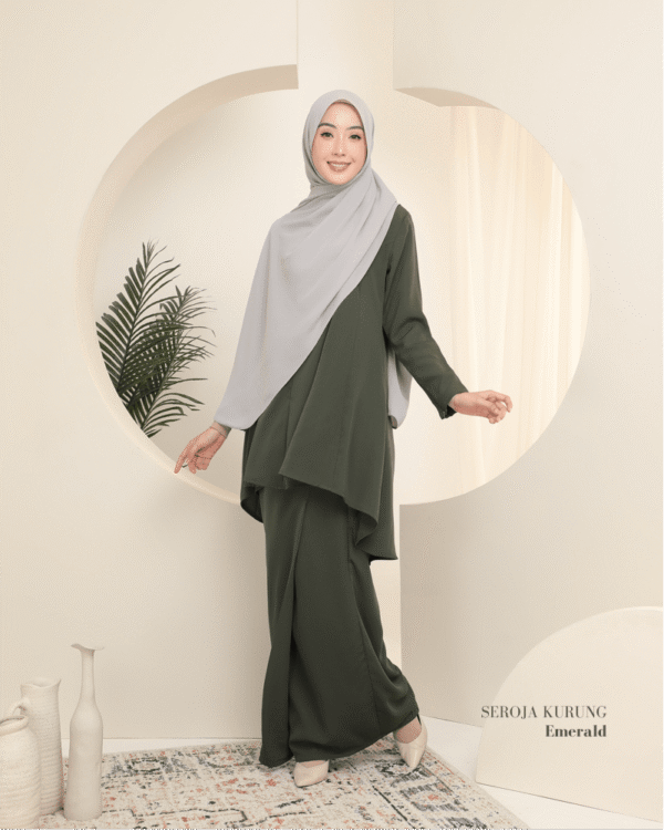 Seroja Kurung | Emerald