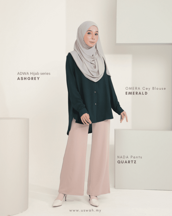 OMERA Cey Blouse | Emerald
