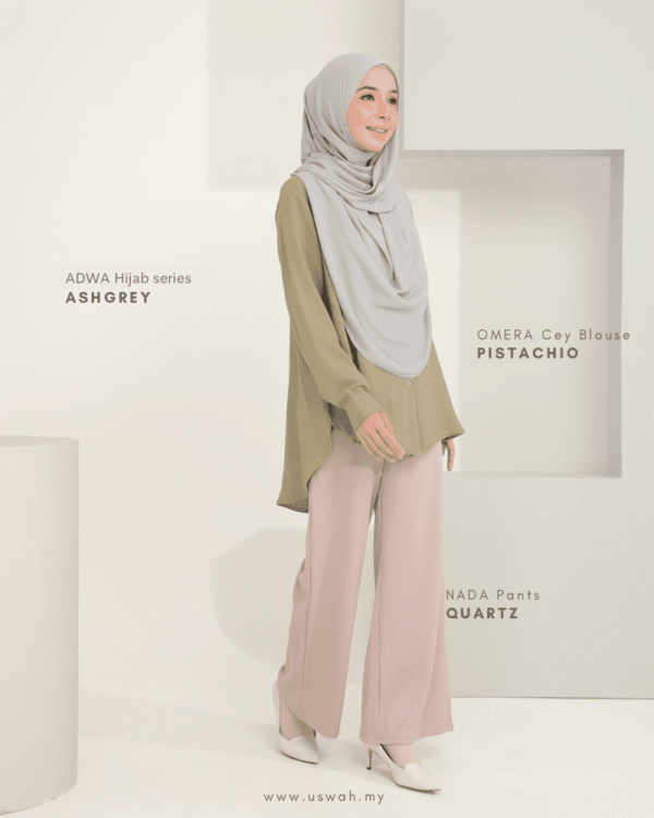 OMERA Cey Blouse | Pistachio