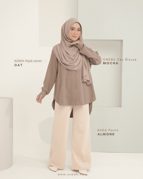 OMERA Cey Blouse | Mocha