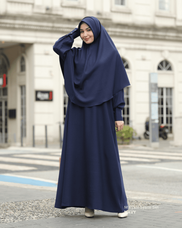 MARYAM Set | Navy