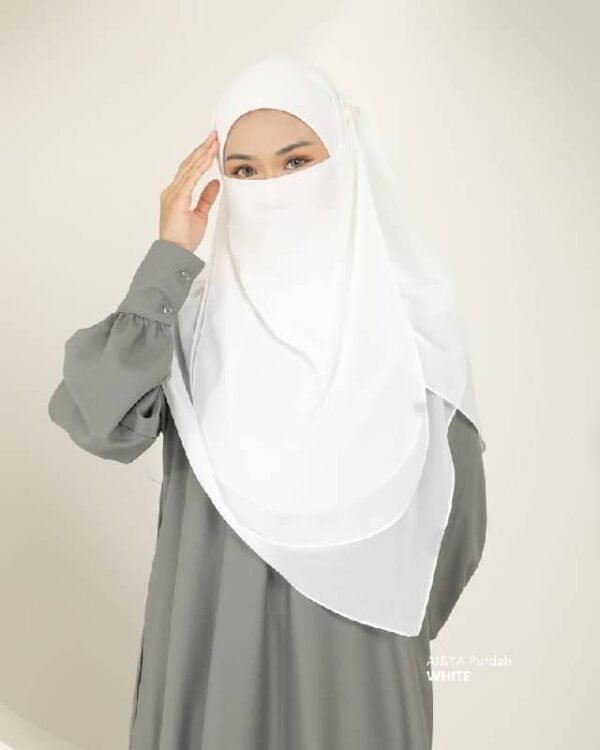 Aisya Hijab | White