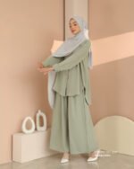 OMERA Cey Suit | Pistachio