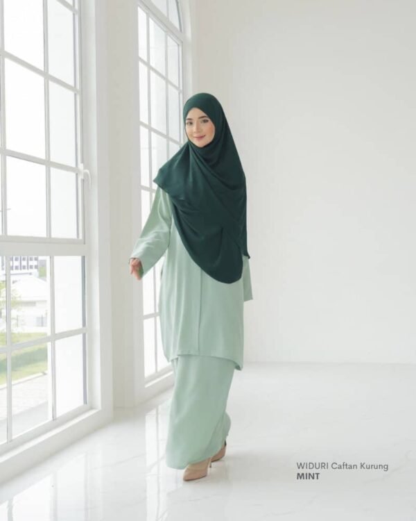 Widuri Caftan Kurung | Mint