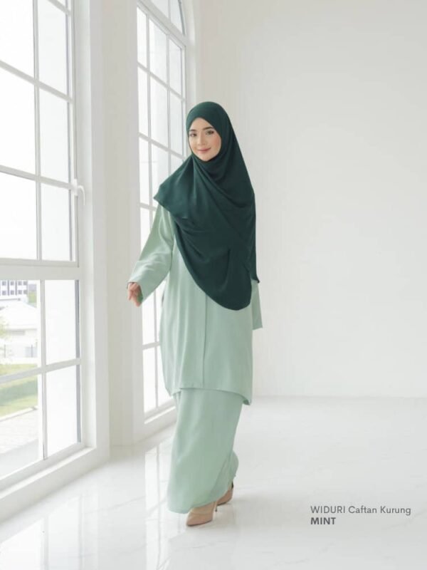 Widuri Caftan Kurung | Mint