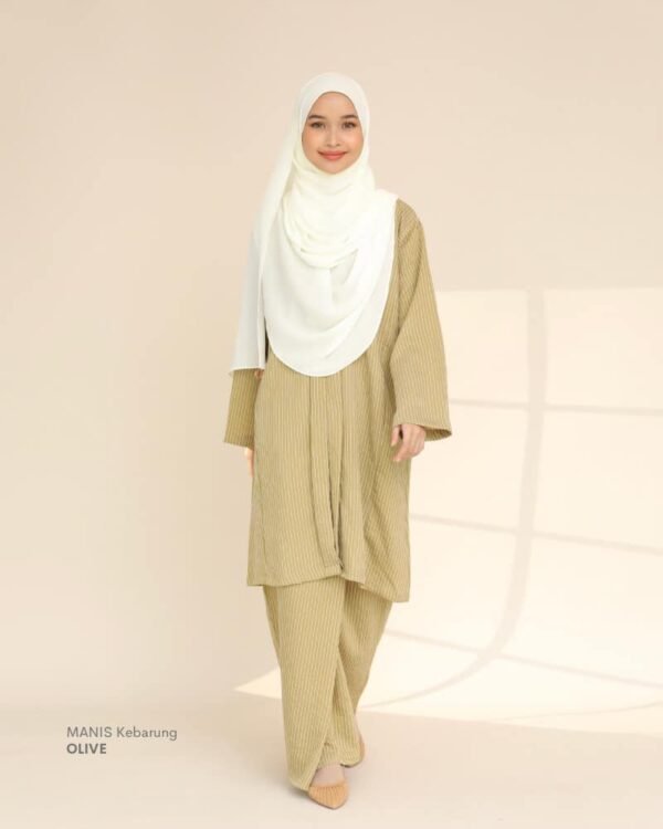 MANIS Kebarung | Olive