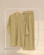 MANIS Kebarung | Olive