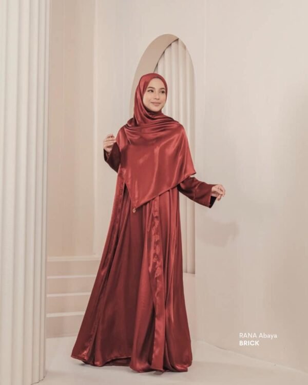 RANA Abaya | Brick