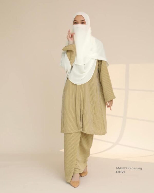 MANIS Kebarung | Olive