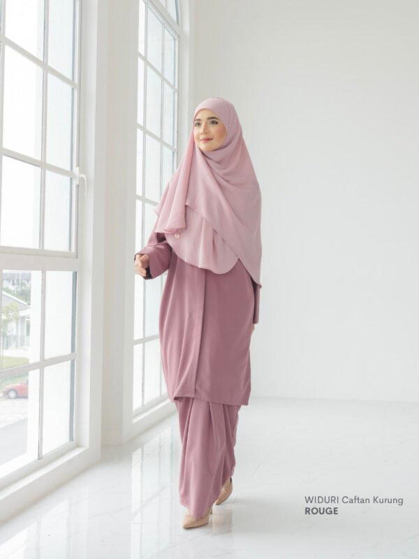 Widuri Caftan Kurung | Rouge