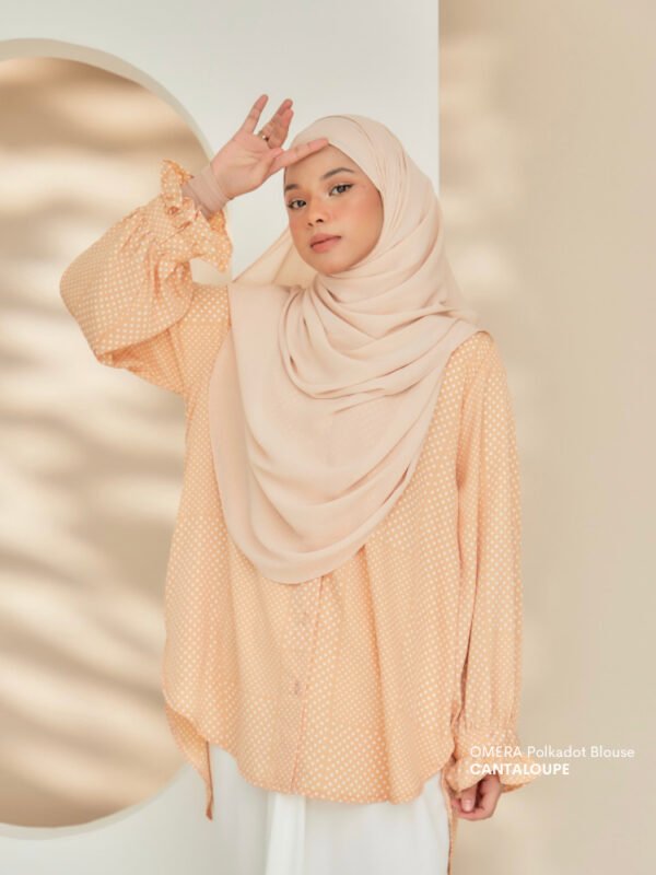 OMERA Polkadot Blouse | Cantaloupe