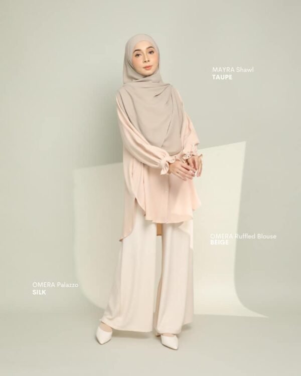 OMERA Ruffled Blouse | Beige