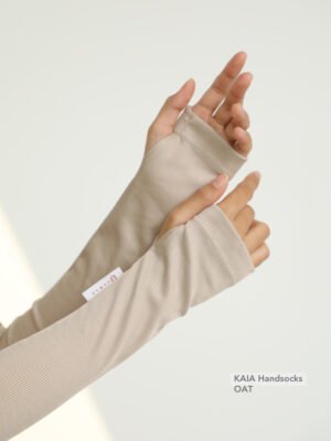 KAIA Knitted Handsocks | Oat