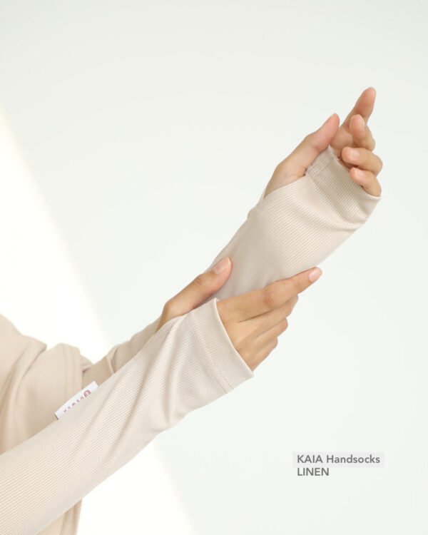KAIA Knitted Handsocks | Linen