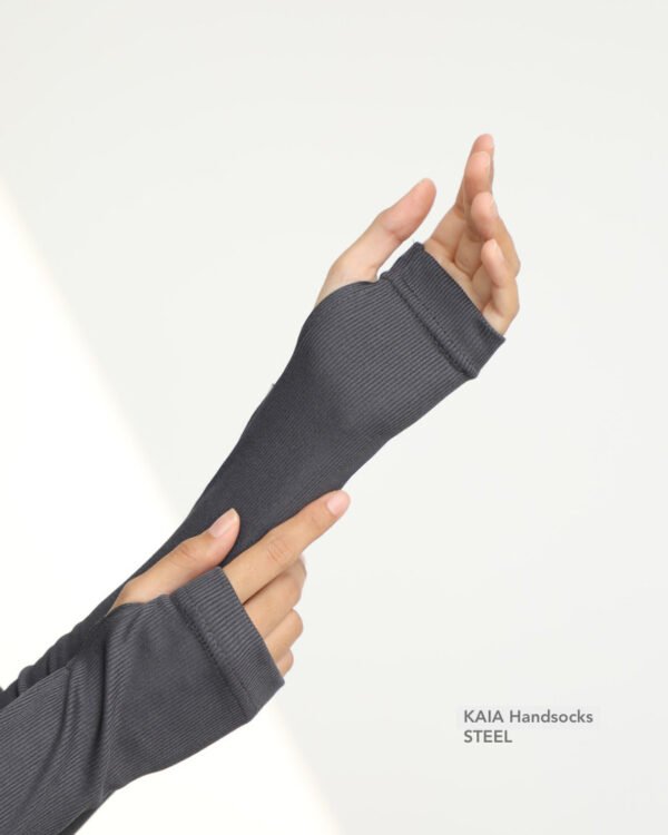 KAIA Knitted Handsocks | Steel