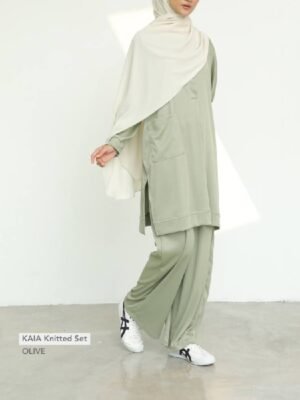 KAIA Knitted Set | Olive