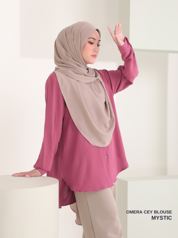 OMERA Cey Blouse | Mystic