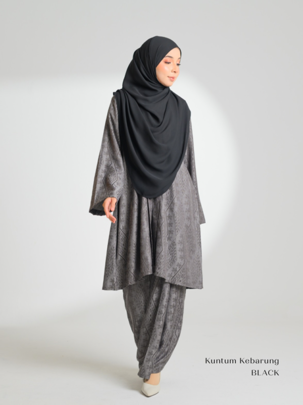 KUNTUM Kebarung | Black
